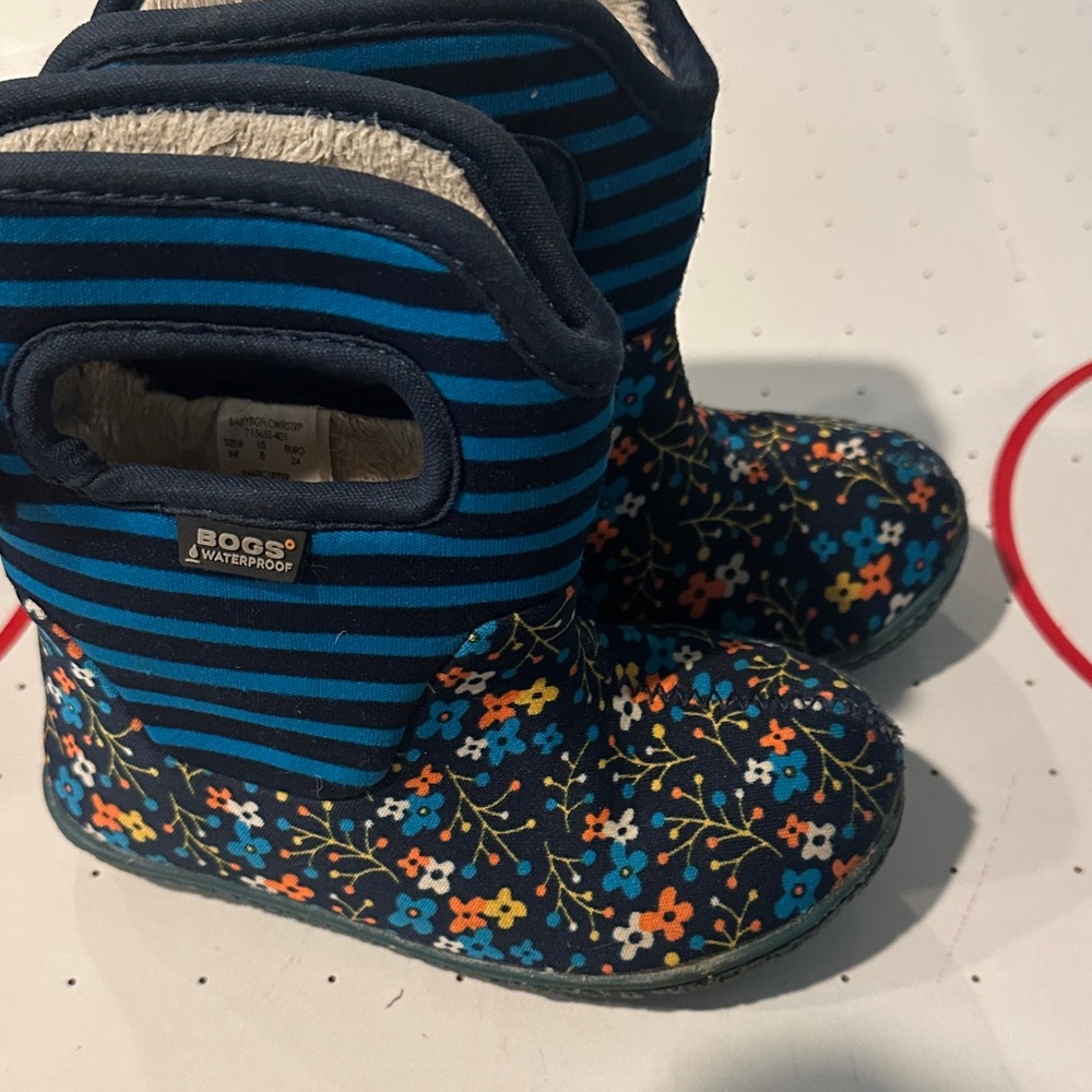 BOGS Kids Striped Floral Boots - Navy and Multicolor